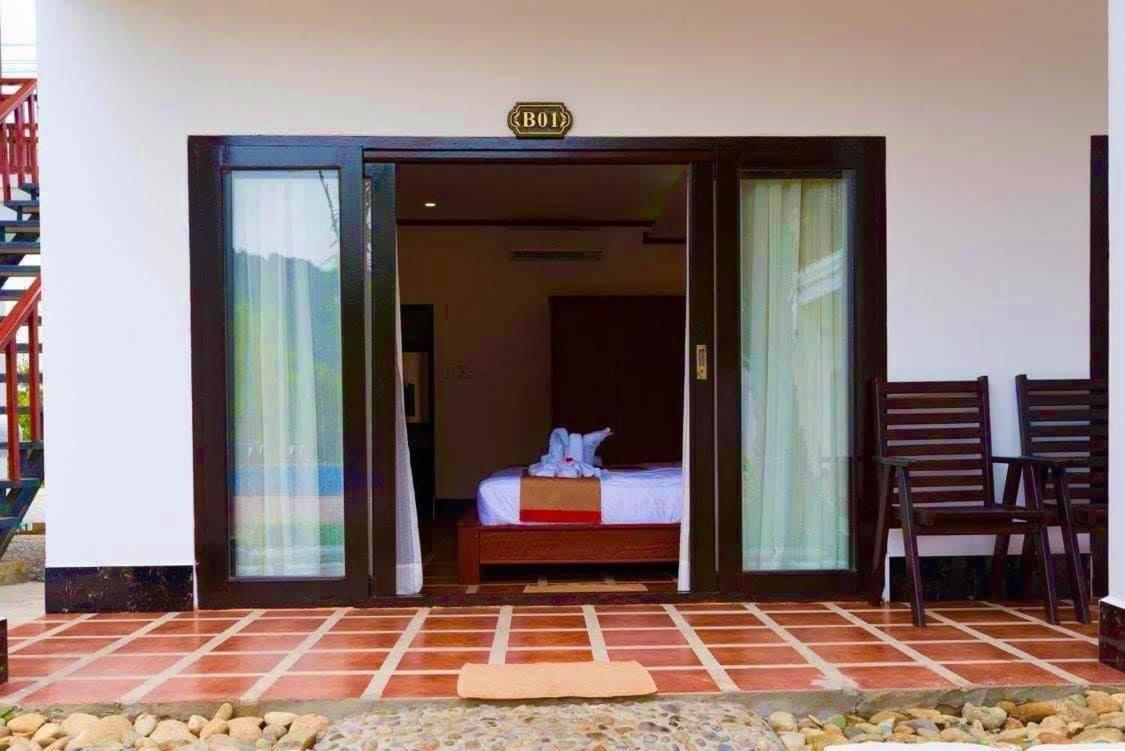 Vang Vieng Savanh Sunset View Resort Eksteriør billede